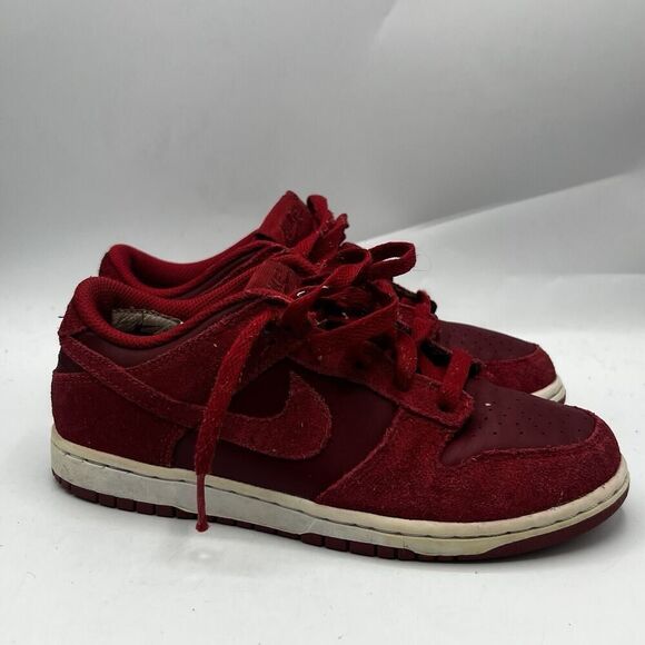 Nike SB Dunk Low Top GS Size 2.5Y Gym Red SkateBoarding Sneakers Shoe 310569605 - Picture 1 of 13